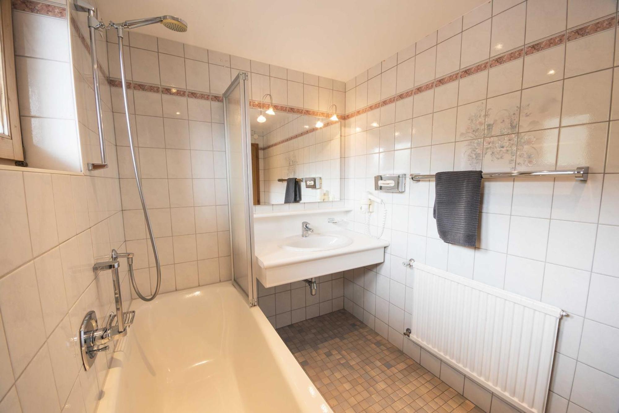 Tirolerhof Hotel Serfaus Bilik gambar
